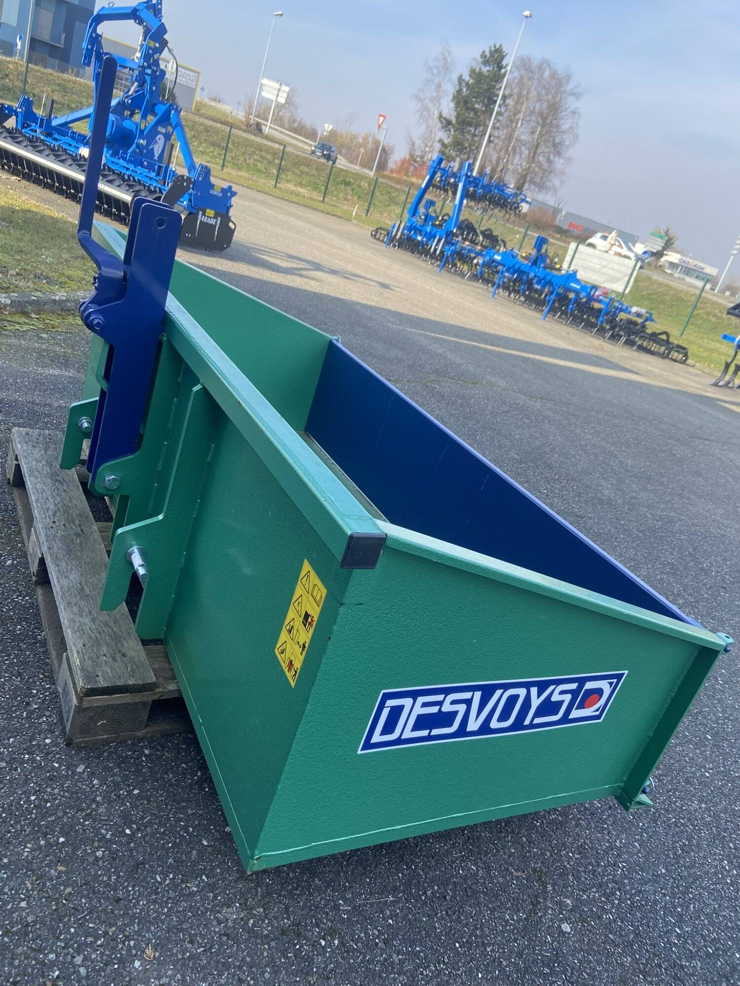 Benne Polyvalente Desvoys Souffelweyersheim 0